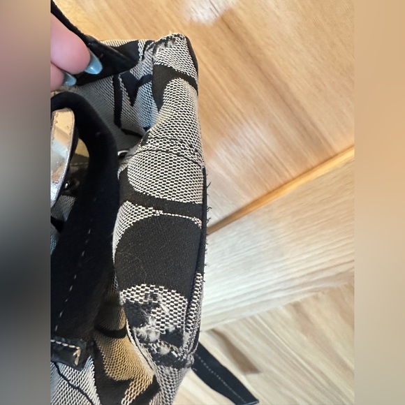 Coach Kyra Daisy Signature C Backpack - Picture 6 of 13